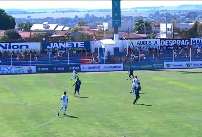 trindade centro-oeste captura de tela da partida entre trindade e centro-oeste pela divisão de acesso