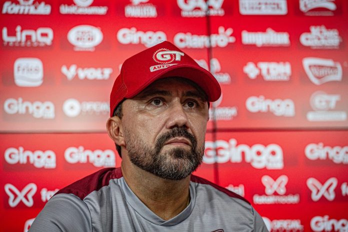 54585031663_b93724f6c5_k FOTO DO TREINADOR LUIZINHO LOPES DO VILA NOVA FUTEBOL CLUBE