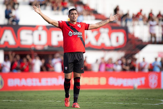 ATLÉTICO GOIANIENSE X CORITIBA FOTO ISABELA AZINE EG