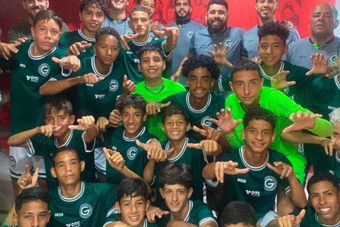 DORAMA BRASILEIRO (22) foto de jogadores do goiás sub-13