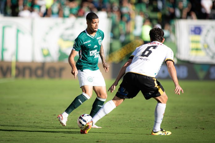 Diego Caito em Goiás x Volta Redonda - 11ª rodada da Série B 2025