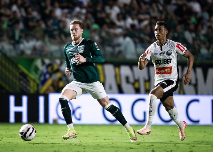 Lucas Lovat em Goiás x Athletic MG - 13ª rodada da Série B 2025