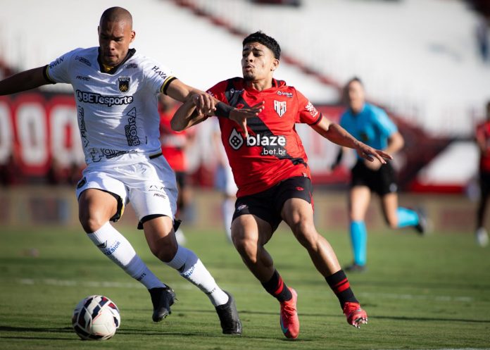 acg volt 1 foto da partida entre atlético-go x volta redonda