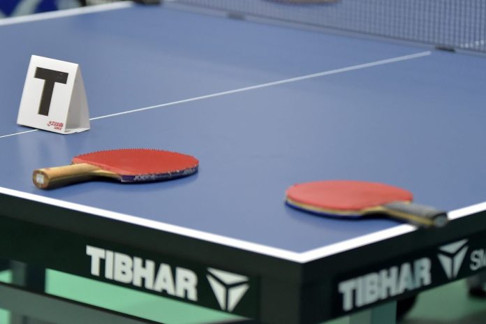 raquetes tenis de mesa foto de raquetes de tênis de mesa