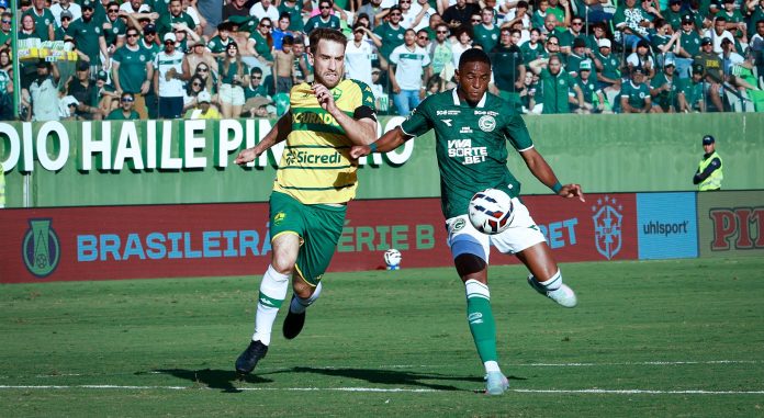 Alan Empereur e Jajá Silva em Goiás 3x1 Cuiabá - 17ª rodada da Série B 2025