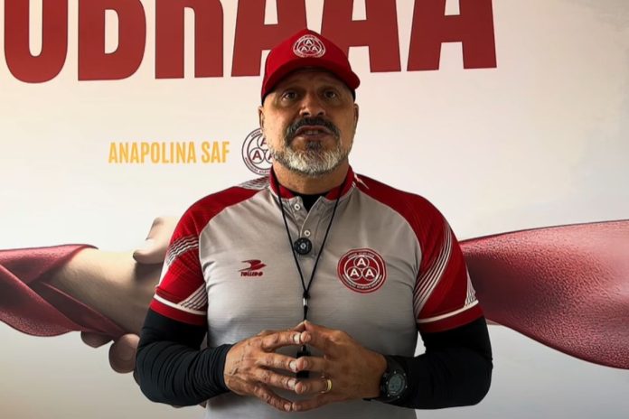 FOTO DO TÉCNICO FLA´VIO TANAJURA, DA ANAPOLINA