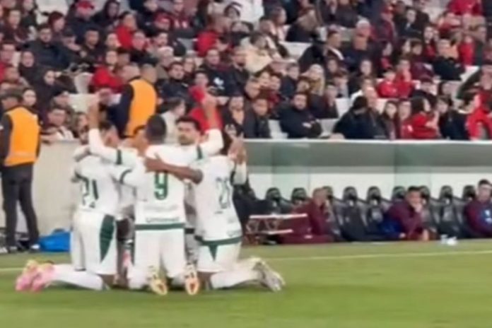 athletico x goias foto da partida entre athletico x goiás