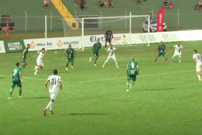 foto da partida entre rio verde x centro-oeste