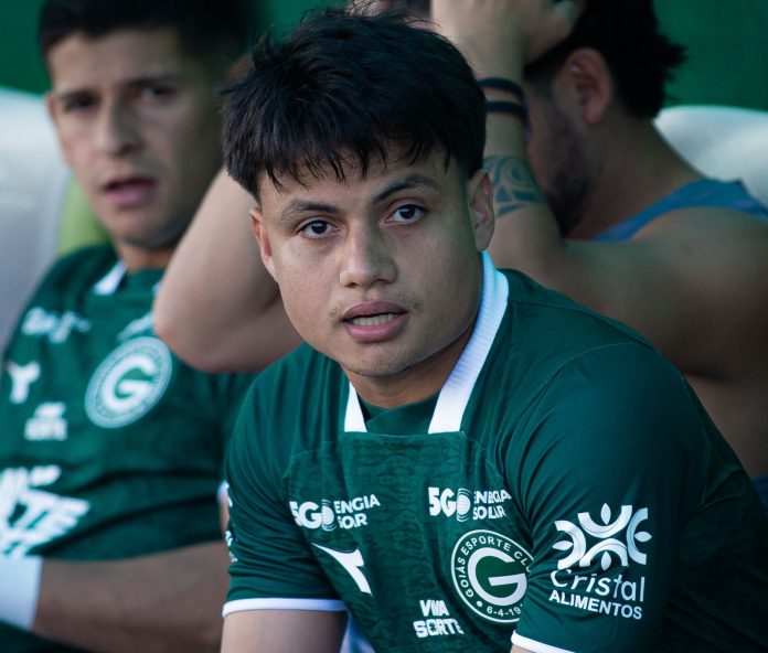 Esli Garcia sai do banco e marca em Goiás 3x1 Cuiabá - 17ª rodada da Série B 2025