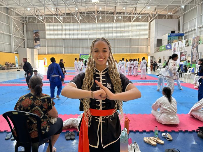 Liandra Guedes, de 18 anos, vice-campeã brasileira e bicampeã estadual de Kung-Fu