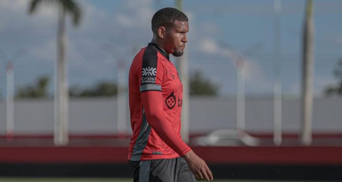 MATHEUS FELIPE ATLÉTICO-GO FOTO BRUNO CORSINO ACG