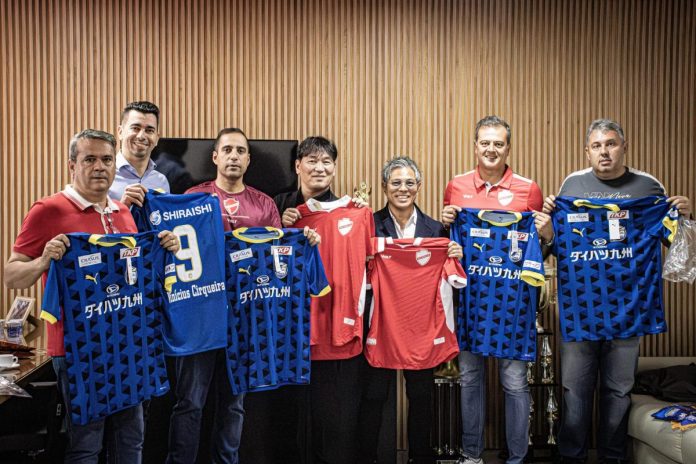 vila nova oita trinida 2