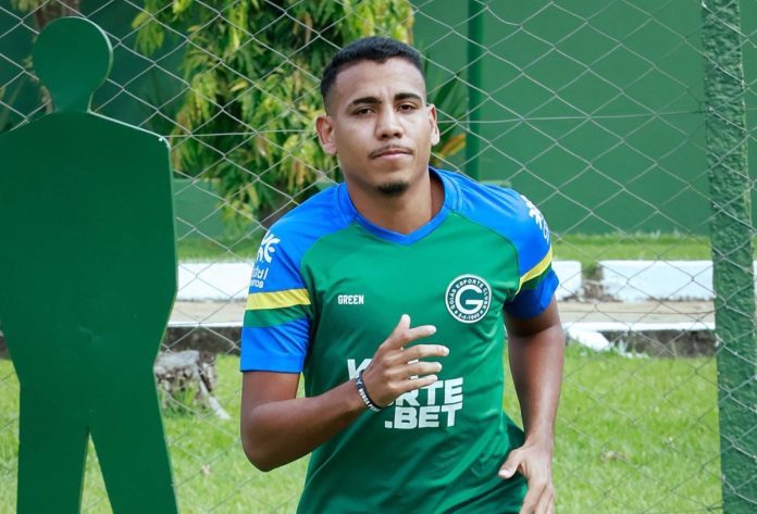 ZÉ HUGO GOIÁS ESPORTE CLUBE ATACANTE ZÉ HUGO