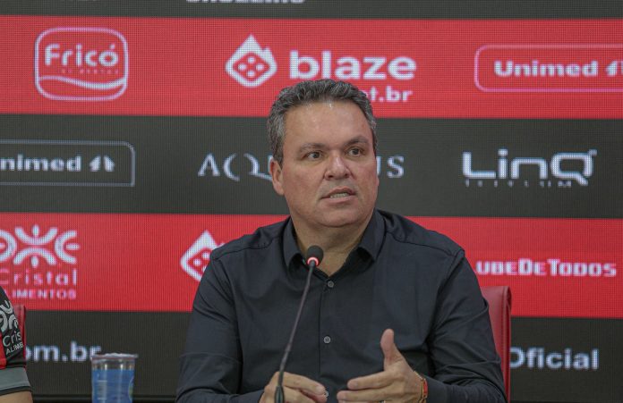 ADSON ATLÉTICO GO FOTO BRUNO CORSINO (3)