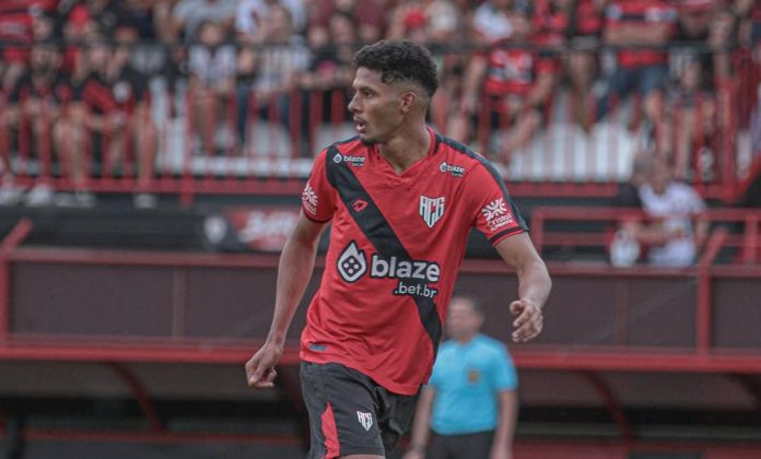 ALIX VINÍCIUS FOTO ATLÉTICO-GO BRUNO CORSINO