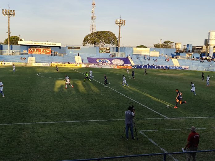 Aparecidense x Goiatuba oitavas Série D 2025 Charlie