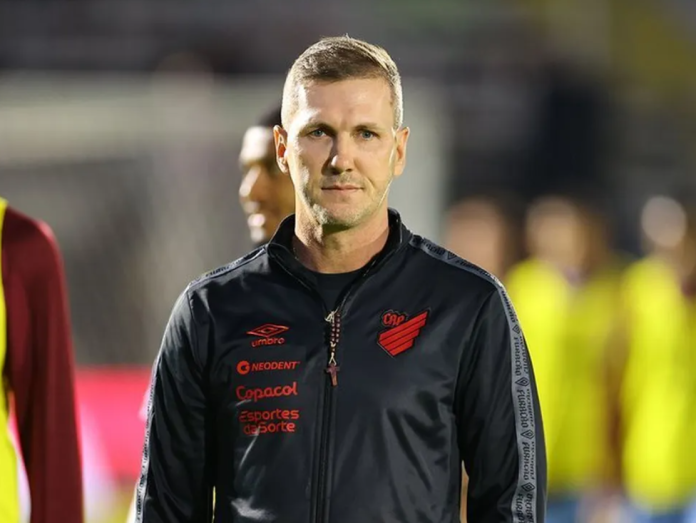 PAULO TURRA foto do técnico paulo turra