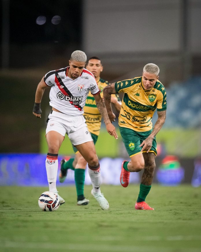 Cuiabá x Atlético GO 01 2025 Gil Gomes