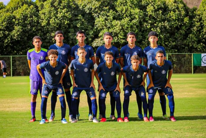 Elenco do FC Estrela na vitória por 2x1 sobre o CEWG - 1ª rodada da Copa Goiás sub-15 2025