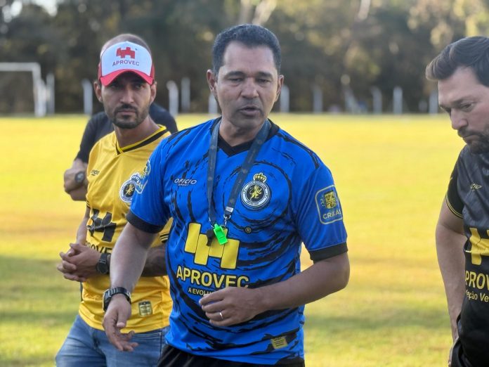 GLAUBER RAMOS CRIXAS FOTO CRIXAS