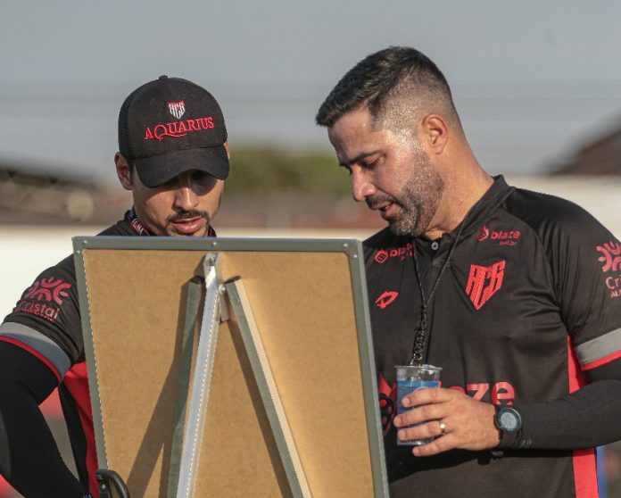 RAFAEL LACERDA ATLÉTICO FOTO BRUNO CORSINO AHSHEC