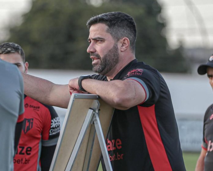 RAFAEL LACERDA ATLÉTICO-GO FOTO BRUNO CORSINO