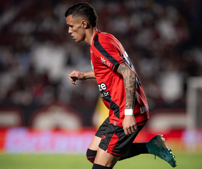 Yuri Alves, atacante do Atlético-GO