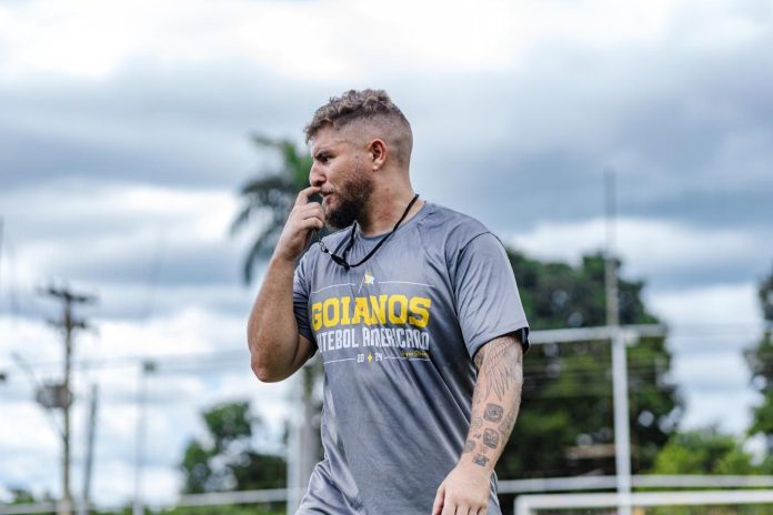 ANDREW BERNARDINI FUTEBOL AMERICANO