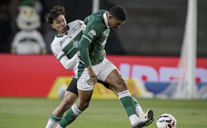 CORITIBA X GOIÁS FOTO ROSIRON RODIGUES GEC