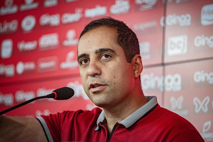 Hugo Jorge Bravo Roberto Correa