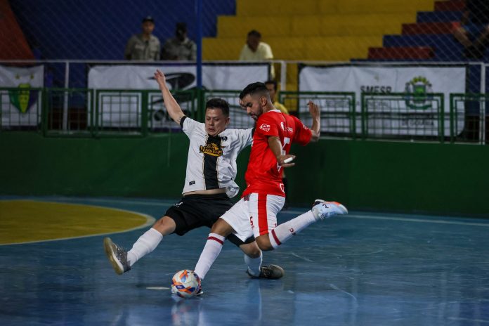 Léo Kendy e Claudinho em Omni Gyn City 3x5 Vila Nova - 2ª rodada do Campeonato Goiano de futsal adulto masculino 2025