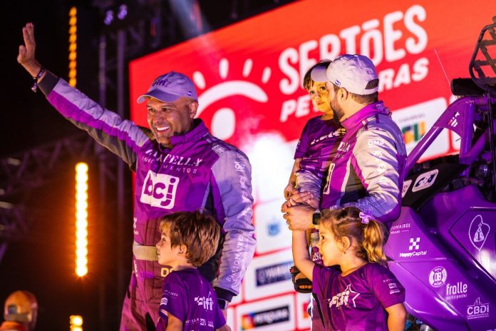 Lélio Vieira e Weberth Moreira, do Fifi Rally Team