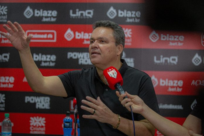 ADSON FOTO BRUNO CORSINO ACG ATLÉTICO FO