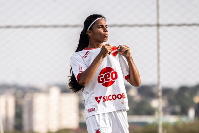 AMANDA CARIOCA FOTO JORGE LUIZ