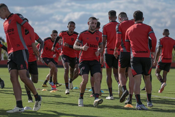 ELENCO ATLÉTICO-GO OUTRUBRO FOTO BRUNO CORSINO ACG