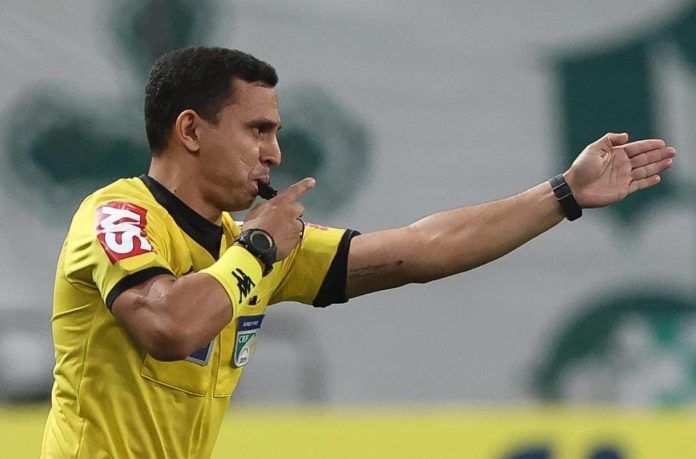 LÉO SIMÃO HOLANDA FOTO CÉSAR GRECO