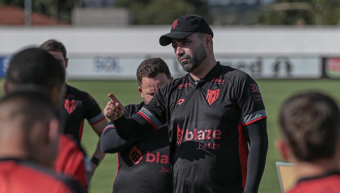 RAFAEL LACERDA ATLÉTICO-GO FOTO ATLETICO BRUNO CORSINO ACG