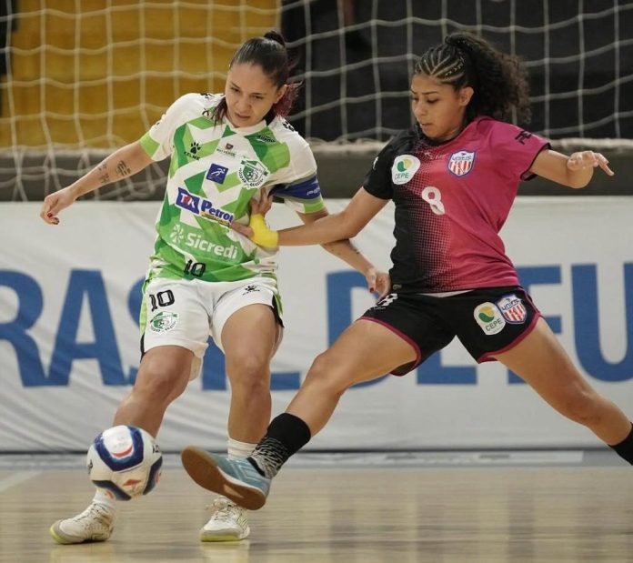 Resenhas 2x1 Clube 2004 Uniftc-BA - 3ª rodada da Tça Brasil de Futsal feminino 2025