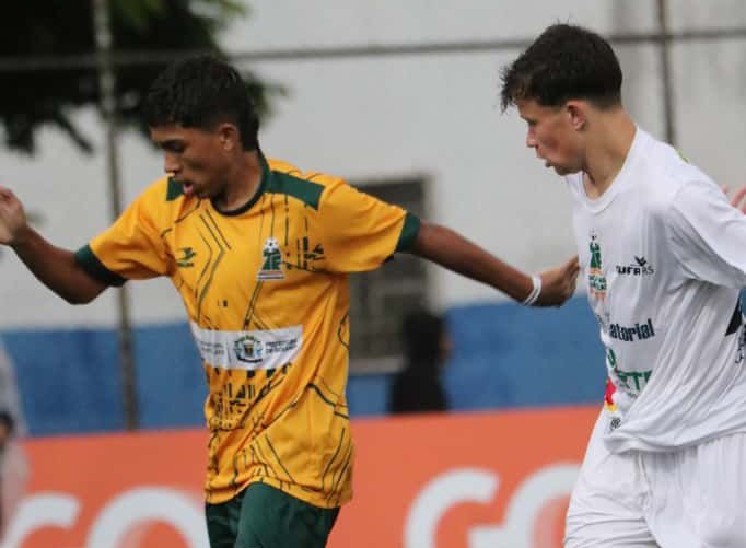 SELEÇÃO GOIANA X SELEÇÃO GAÚCHA TAÇA DAS FAVELAS