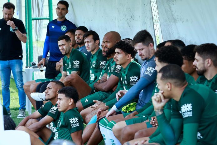 Treino do Goiás no CT do Atlético-MG, em Belo Horizonte