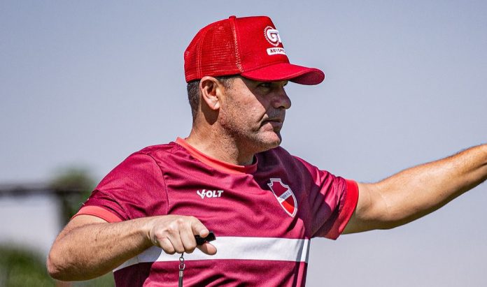 UMBERTO LOUZER VILA NOVA FOTO ROBERTO CORREA DFS