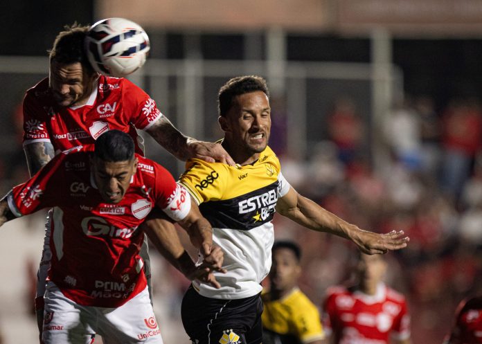 VILA NOVA X CRICIÚMA FOTO ISABELA AZINE EG