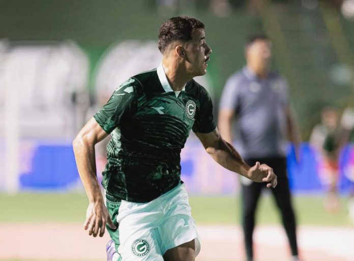 ALAN STENCE GOIÁS FOTO HEBER GOMES D