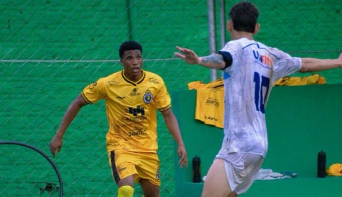 CRIXÁS X ASSEV CARLITO NETO FOTO