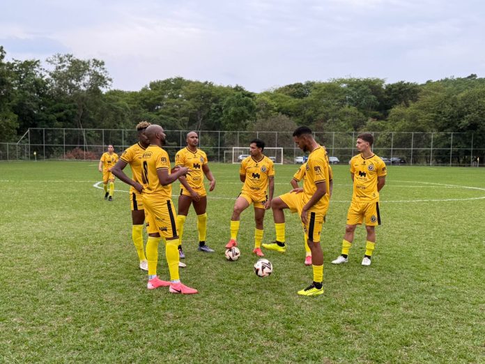 ELENCO DO CRIXÁS FOTO CRIXAS