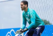 Bahia avalia compra do goleiro Ronaldo e Atlético-GO deve receber valor milionário